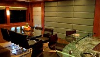 Yacht GO -  Formal Dining